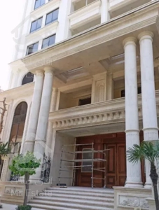 آپارتمان ۲۰۰ متری* تک واحده* ۲ پارکینگ * کیانپارس