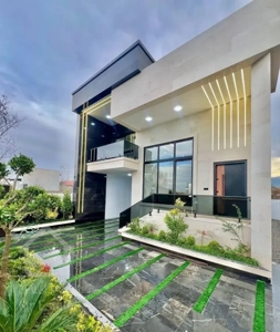 ویلا نیم پیلوت مدرن