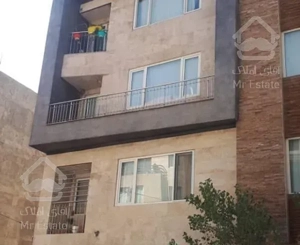 آپارتمان 80 متر 2 خواب رو به آفتاب  // یـک //