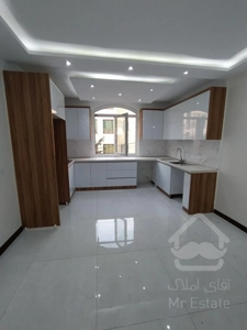 ۷۵ متر « آلاله شرقی » فول / رو به آفتاب