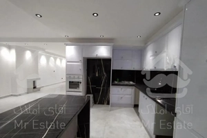 آپارتمان ۱۳۲ متر سه خواب ویو دار سعادت آباد