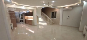 دیلمان سه خواب ویلایی دوبلکس مستقل