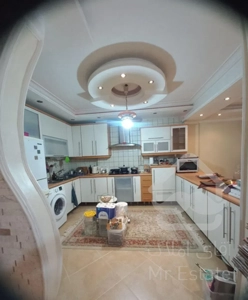 آپارتمان /  مسکونی / ۱۴۰ متری /  منظریه