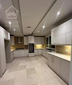 ۲۴۰متر۳خوابه کامرانیه/تک واحدی/تراس قابل چیدمان