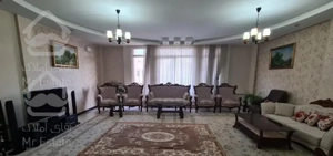 آپارتمان ۱۳۸ متری حاشیه کوچه بیست متری