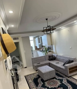 ۳۲متر/خوش نقشه/مناسب سرمایه گذاری