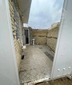 یک خوابه واقع در کرونی (مخابرات)