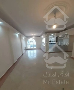 اجاره ۱۲۵ متر آپارتمان / خوش نقشه / رو به آفتاب