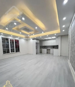 آپارتمان// 104 متری فول امکانات//پشت فرمانداری