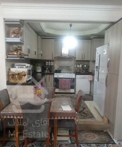 فروش آپارتمان 2 خواب (اندرزگو)