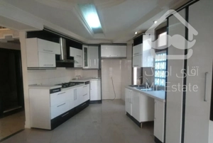 آپارتمان ١۴۵ متری ٢ خوابه در زعفرانیه