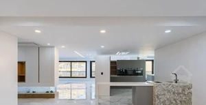 آپارتمان ۲۴۰متر ۳خواب اول هاشمیه فرشته فول