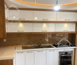 79متر کاشانی آلاله کم واحد سرمایه گذاری