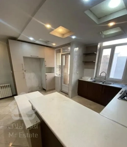 ۶۹متر/دوخواب/اسانسور/ کرمان مجیدیه