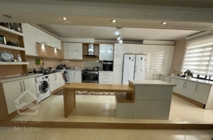 پست۱۳۵متر خوش نقشه/خانه رنگی