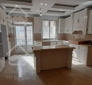 آپارتمان ۱۲۹ متری ۳ خواب کلید نخورده فردوس غرب