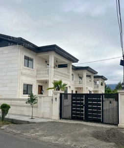 فروش سه دستگاه ویلا شهرکی