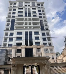 ۱۲۰ متر نیاوران