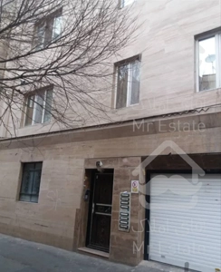 آقاجانی ،کوچه صادقیان ،ط ۲ ،آسانسور