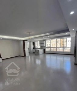 ۱۶۰ متر ۳ خواب / ۲ پارکینگ سندی / سازه عالی