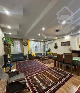 106متر، 11 غربی فاز 2 ، واحد رو به خیابان