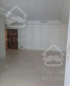 اپارتمان ۱۳۰ متری سه خواب