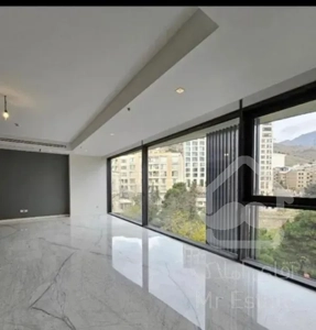 واحد 106متر 2خواب/ فول/خیابان تختی