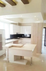 آپارتمان ۱۶۰ متر . سازه برند . فول . مالک منعطف