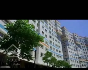 آپارتمان ۱۷۴ متری / ۳ خواب/ خوش تقشه/ همراه شهر