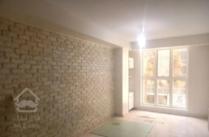 گاندی /۸۲متر/ ۲خوابه / بازسازی شده