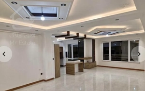 آپارتمان ۱۴۰متری /نوساز/ ویو عالی/قلب شهر