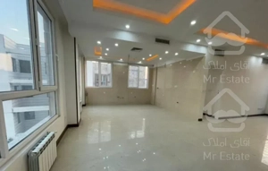 ۱۲۵متر۳خواب تکواحدی ۴طرف نورگیر نوساز