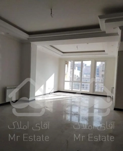 100 متر کلید نخورده گلزار شرقی