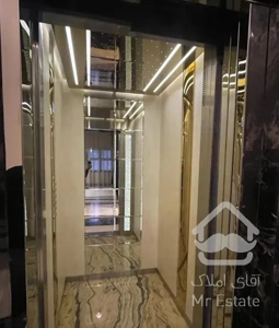 ۱۱۵متر اندرزگو ۲پارکینگ لابی۵ساله تراس ۲۰متری