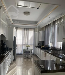 ۲۰۰ متری ۳ خوابه شیراز شیخ بهایی شمالی