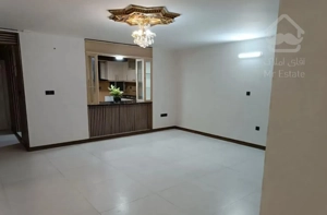آپارتمان همکف بهشتی میدان گلها
