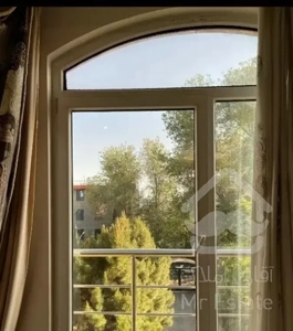 135متر/3خواب/2پارکینگ/سازه ارزشمند/بلوار باهنر