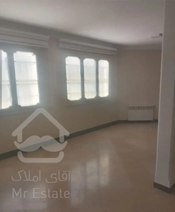 اپارتمان۱۱۵ متر دوخواب با ۷۲ متر قدروسهم
