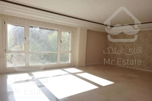 محمودیه/۲۰۰ متری/ ۳ خواب/ ۲ پارکینگ اختصاصی