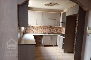 ۸۲ متری واقع در شاخه اصلی فردیس محدوده فلکه سوم