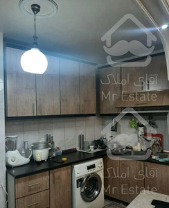 ۶۱ متری ، خوش نقشه ، با پارکینگ