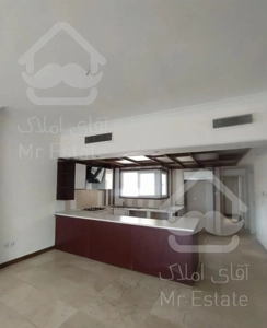 ولنجک/۱۰۷ متر/دوخوابه/تاپ لوکیشن/فول بازسازی