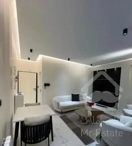 ۸۵متری/ واحدجلو /۲ پارکینگ/ پلان مربعی