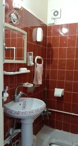 اپارتمان۵۲متری با پنچ متر انباری سند تک برگ