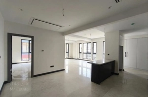آپارتمان ۱۴۸ متر * تاپ لوکیشن *