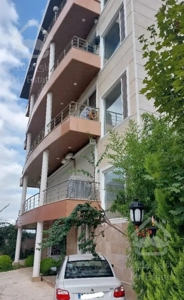 آپارتمان ۲۵۰ متر با ویوی همزمان دریا و جنگل