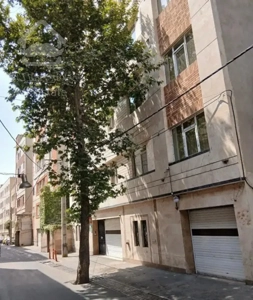 ۶۷متر تکواحدی دوخواب بارکینگ آسانسور انباری تخلیه