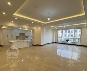 112 متر سه خواب مجلل چهارباغ