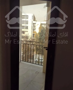 میدان ونک ۱۲۰ متر ساختمان پزشکان