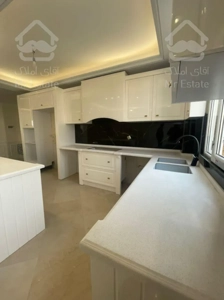 ۱۱۷ متر ، باغ فیض